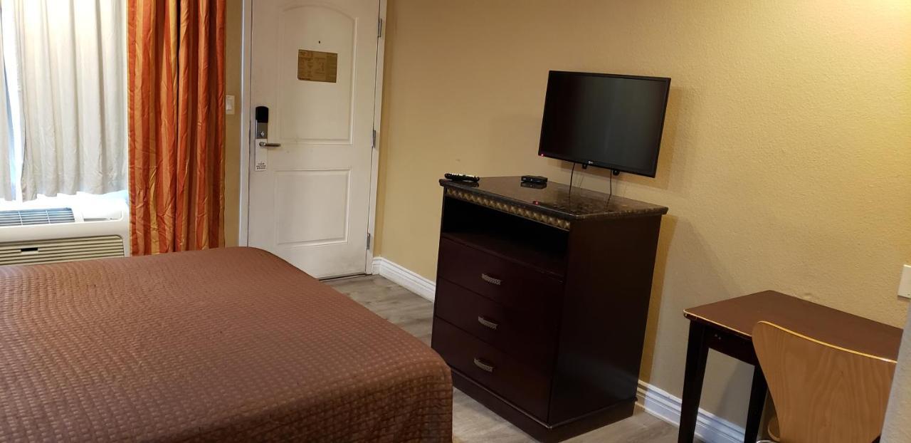 Santa Fe Angeles Motel 3*